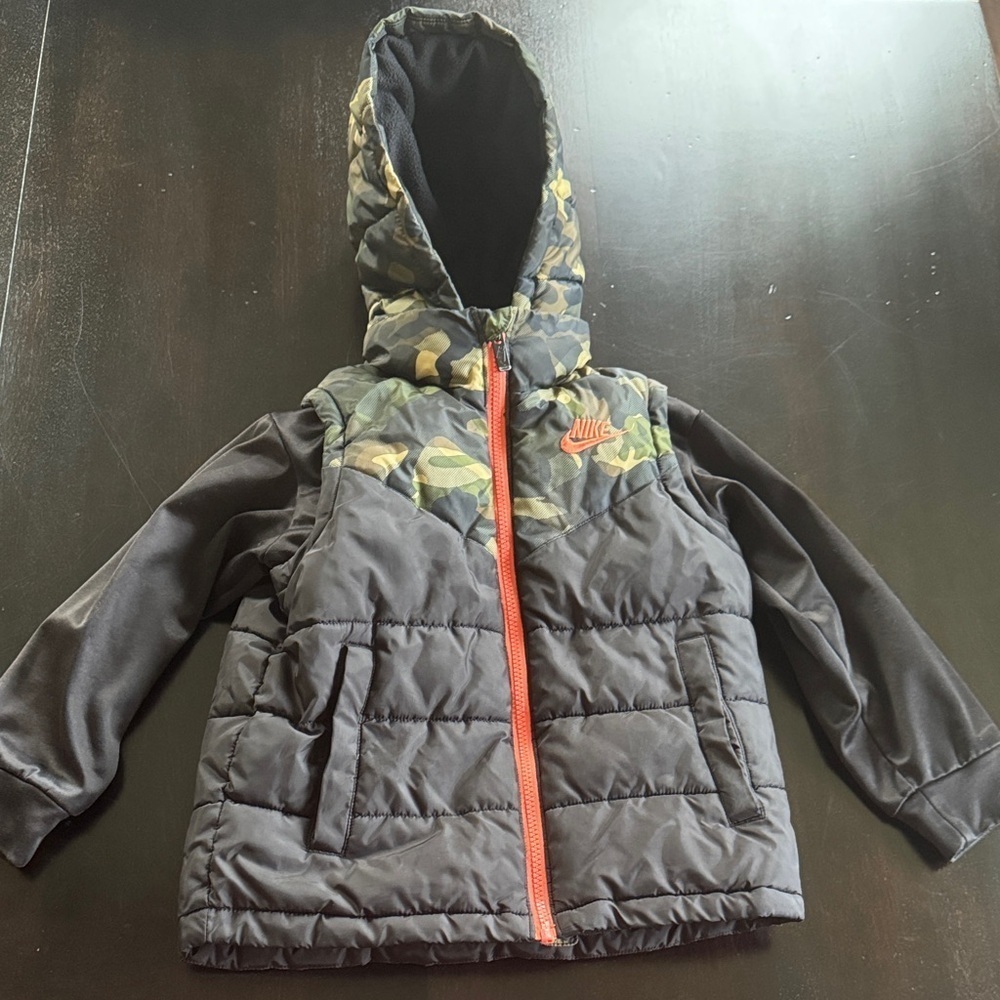 Nike Kids Camo Puffer Jacket - Black and Green